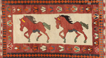 Antique Animals Pictorial Kilim Qashqai Persian Rug 5x8