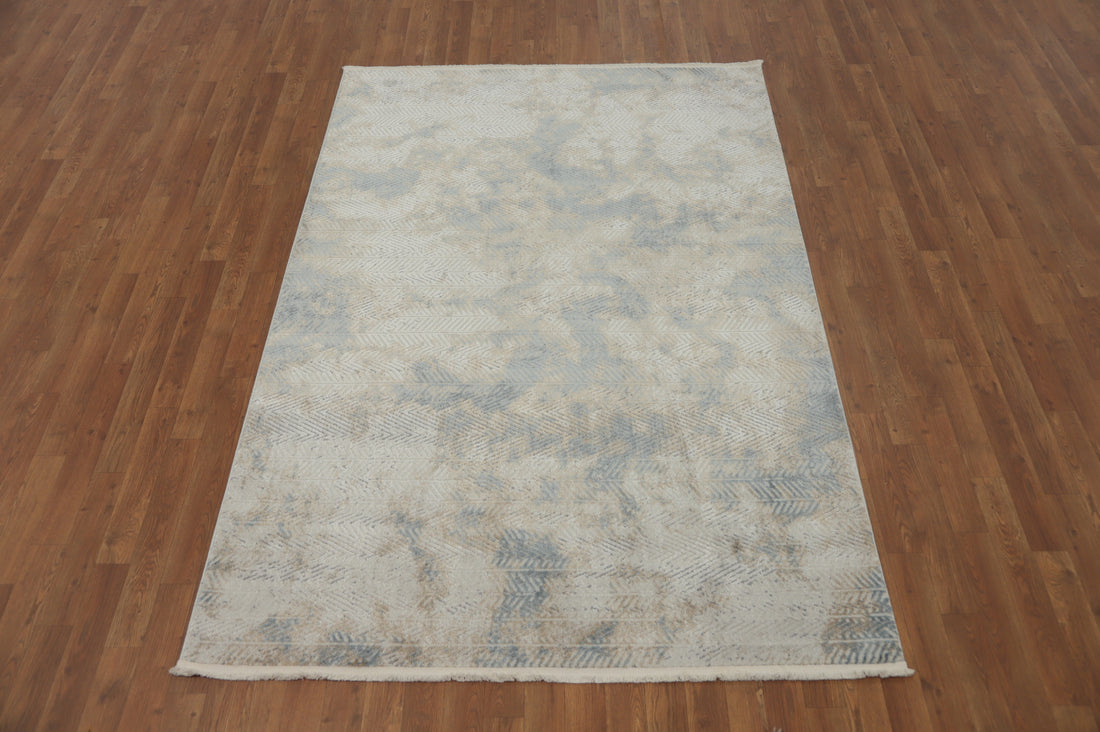 Soft Toned Contemporary Rug 5x7 Bringing Elegance to Any Space