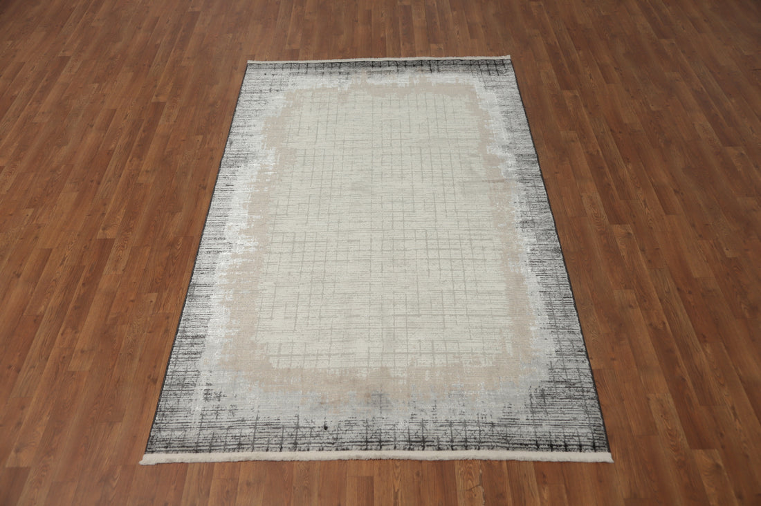 Subtle Textured Border Elegant Neutral Toned Area Rug 5x8
