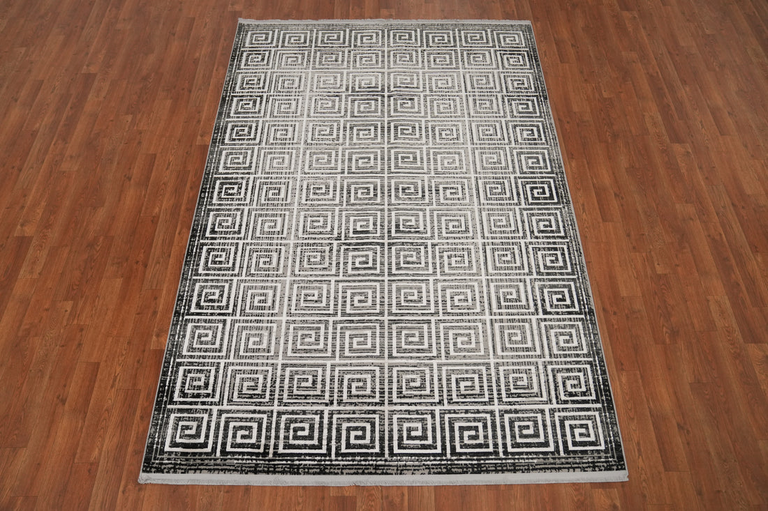 Modern Geometric Pattern Rug 5x7