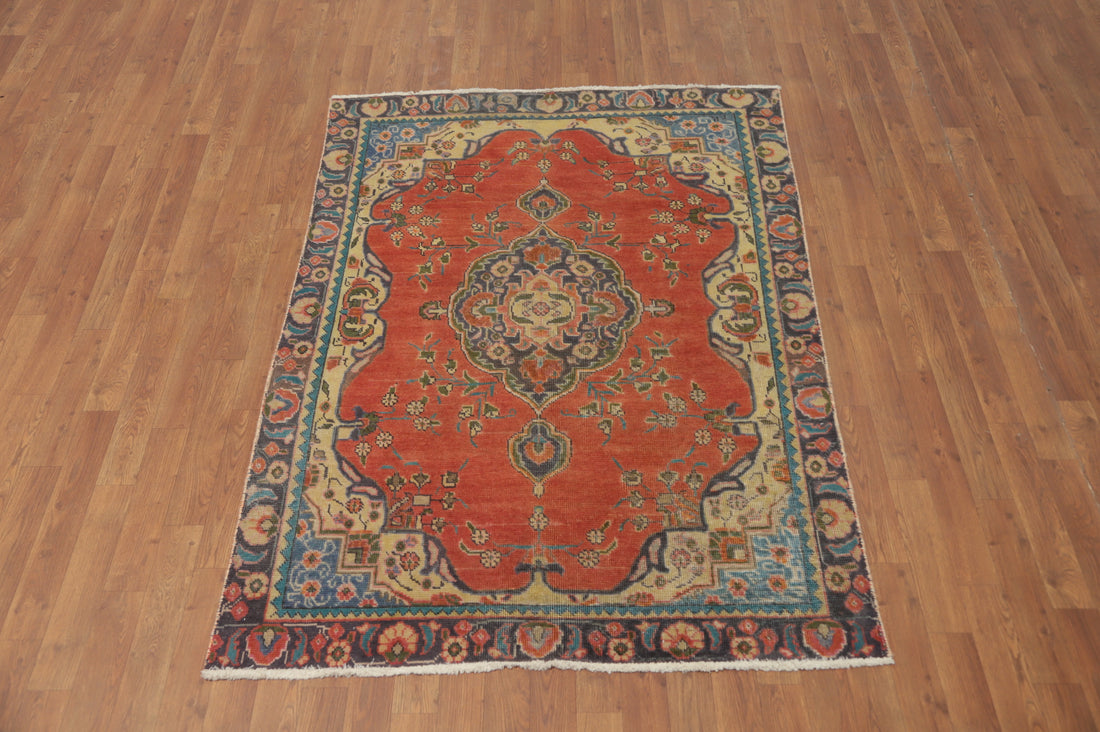 Traditional Wool Tabriz Persian Rug 4x6