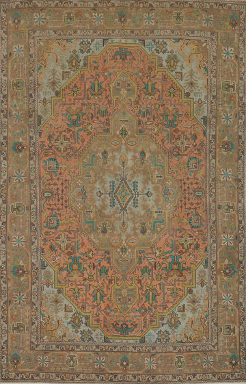 Exquisite Handcrafted Wool Tabriz Persian Area Rug 7x10