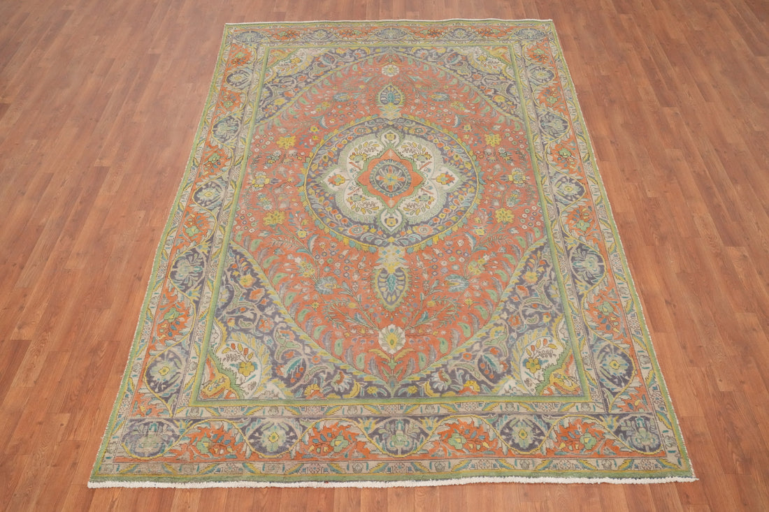 Vintage Floral Medallion Tabriz Persian Area Rug 6x9