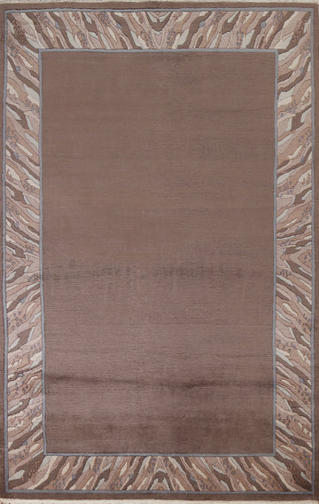Bordered Nepalese Handmade Wool Rug 6x8