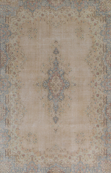 Distressed Floral Kerman Persian Area Rug 7x10