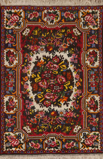 Victorian Style Bakhtiari Persian Area Rug 4x5