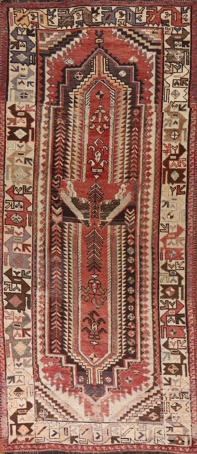 Vintage Wool Shiraz Persian Runner Rug 4x9