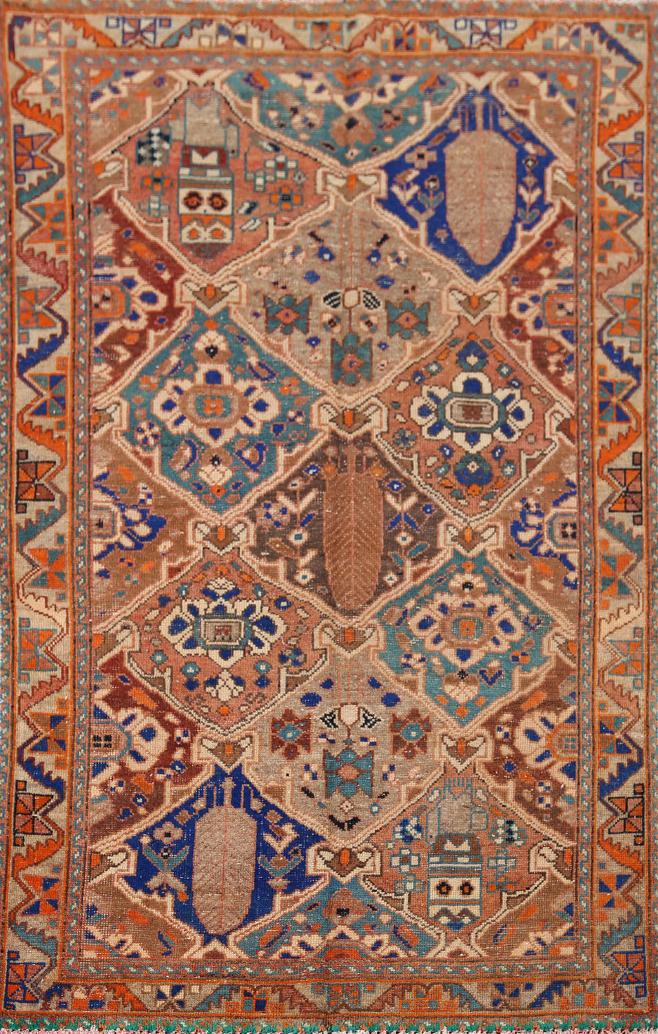 Garden Design Wool Bakhtiari Persian Rug 4x6