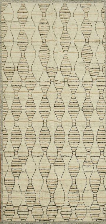 Contemporary Beige Rug Enhancing Minimalist Home Decor 6x13