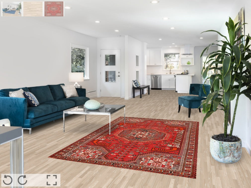 Vintage Wool Shiraz Persian Area Rug 5x8