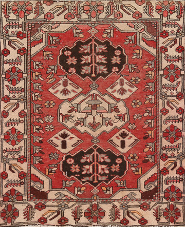 Geometric Wool Bakhtiari Persian Rug 5x6