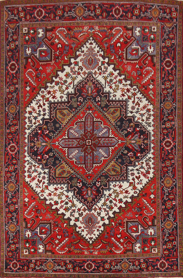 Vintage Wool Medallion Heriz Persian Area Rug 7x10