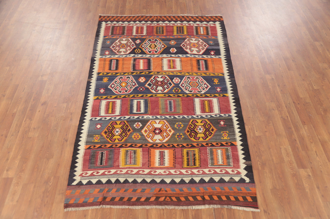 Vegetable Dye Kilim Qashqai Persian Area Rug 5x8