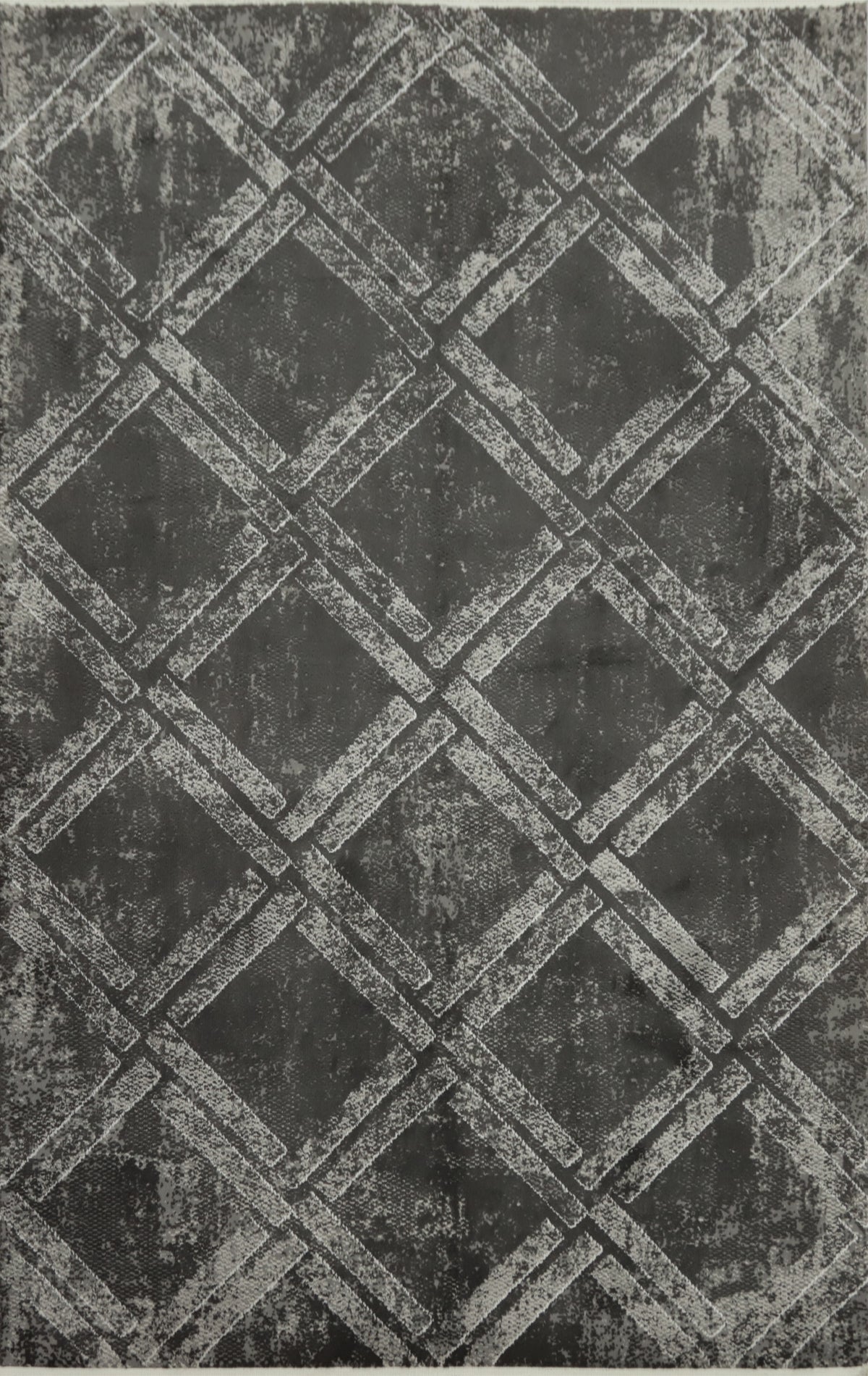 Classic Yet Contemporary Grey Lattice Rug 5x7