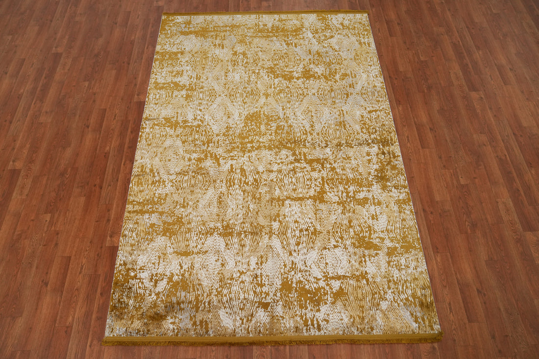 Contemporary Textured Rug 5x7 to Enhance Any Living Space