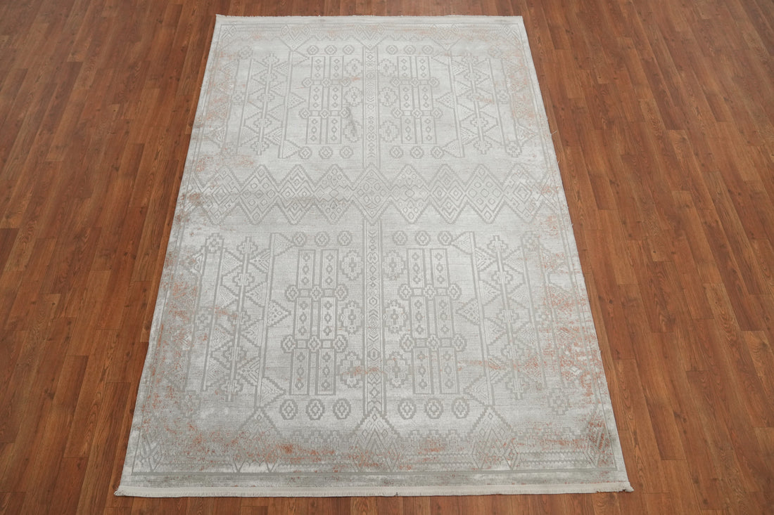 Timeless Geometric Pattern Detailing Stylish Gray Rug 5x7