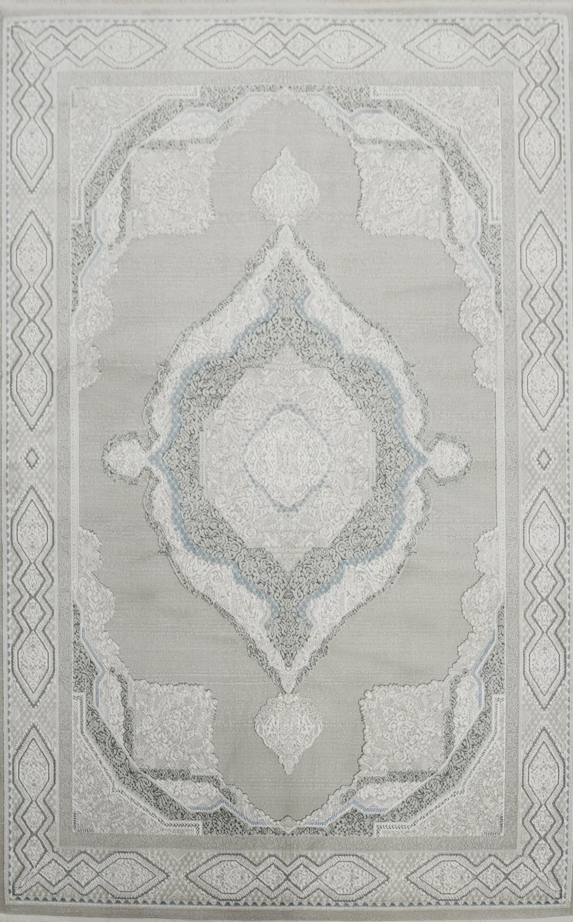 Elegant Medallion Traditional Oriental Rug 5x7