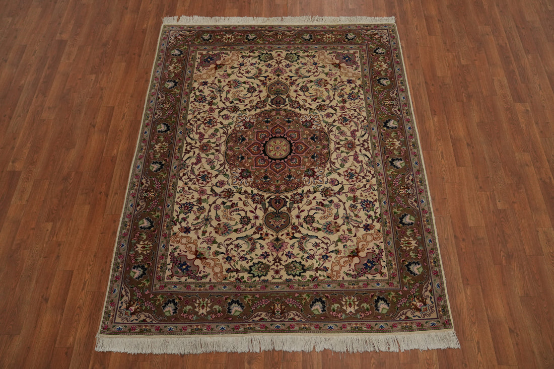 Traditional Floral Tabriz Persian Rug 5x7
