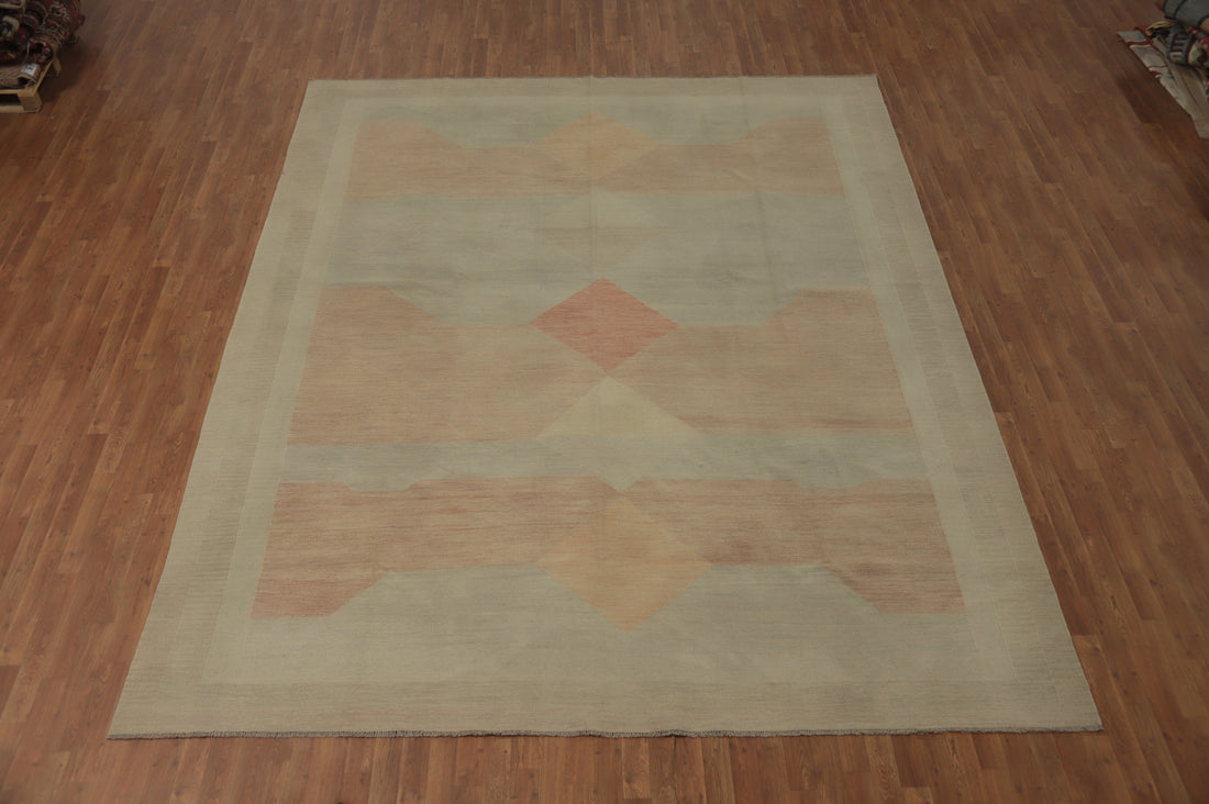 Gentle Geometric Patterns Earthy Tones in a Stylish Kilim Rug 10x13