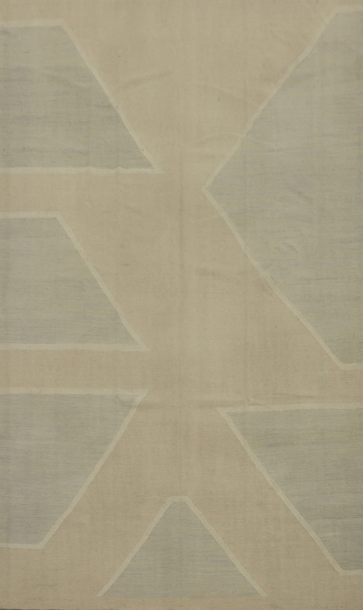 Neutral Toned Rug Showcasing Simple Geometric Shapes 6x10