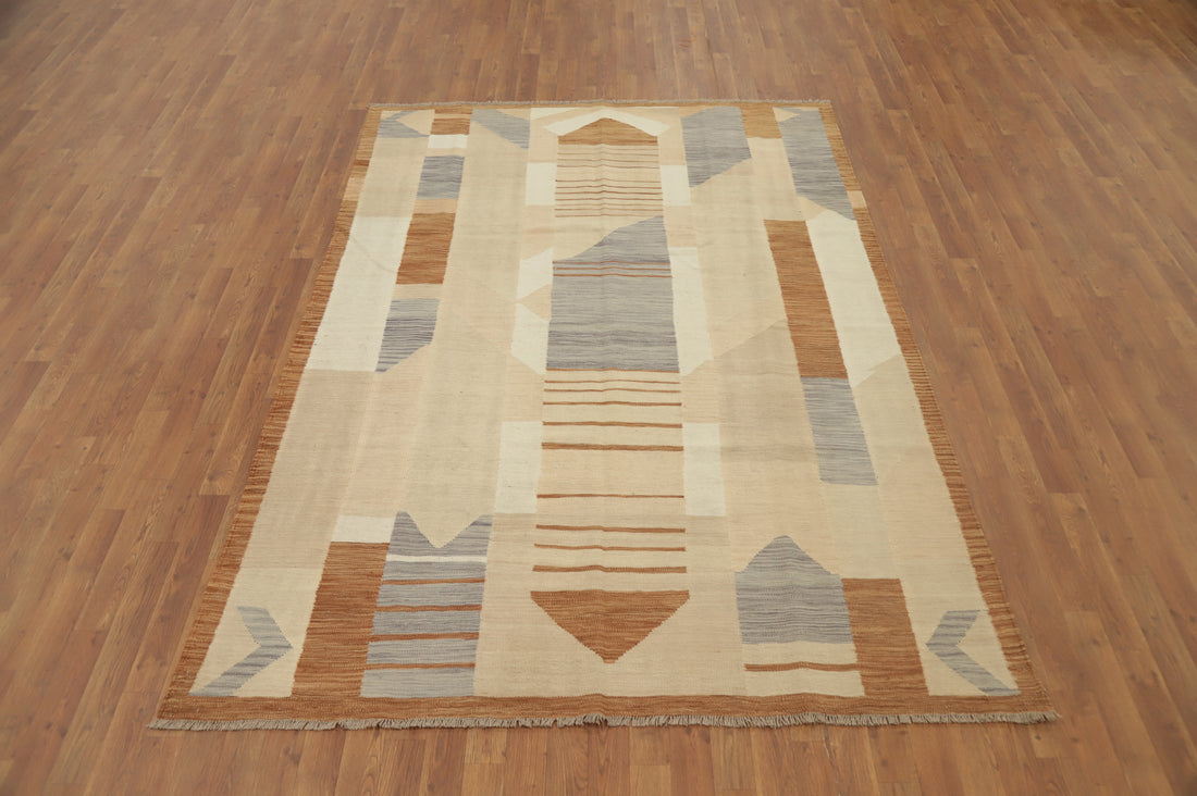 Elegantly Designed Geometric Kilim Area Rug 6x9 in Neutral Tones