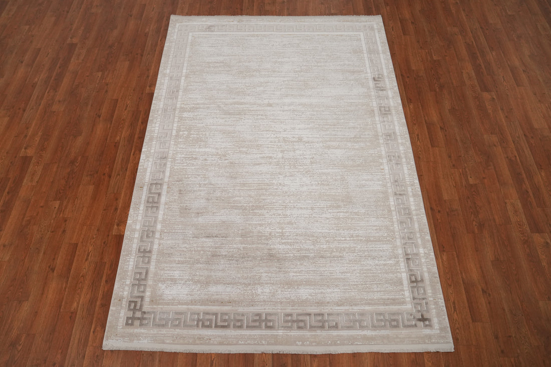 Classic Beige Rug 5x7 with Timeless Greek Key Border Accents
