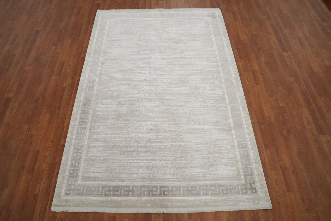 Minimalist Beige Area Rug 5x7 Featuring Greek Key Pattern