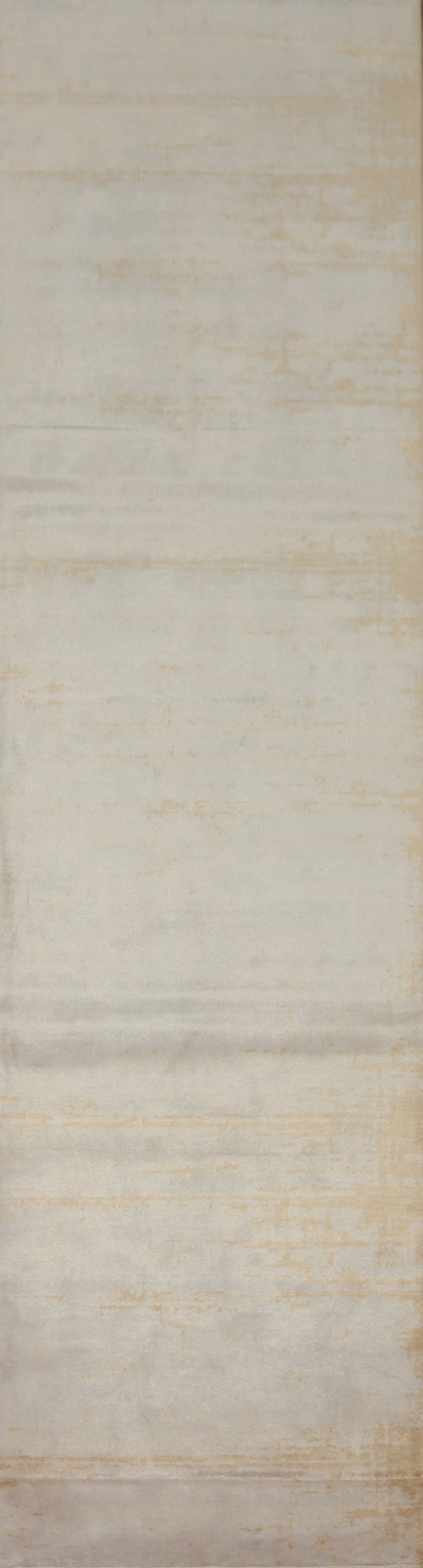 Neutral Tone Distressed Look Rugs for a Calm Atmosphere