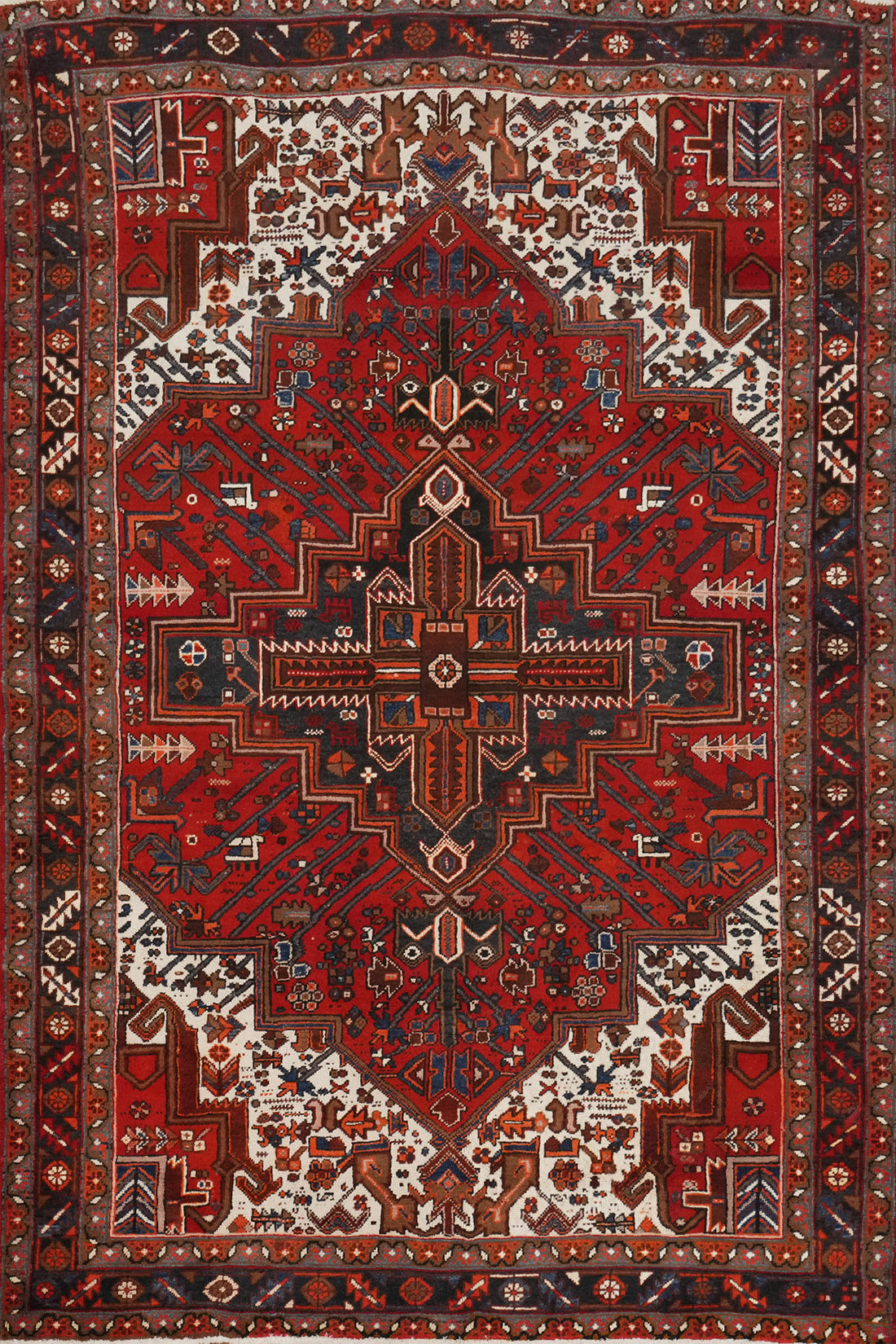 Vintage Red Wool Heriz Persian Area Rug 6x9
