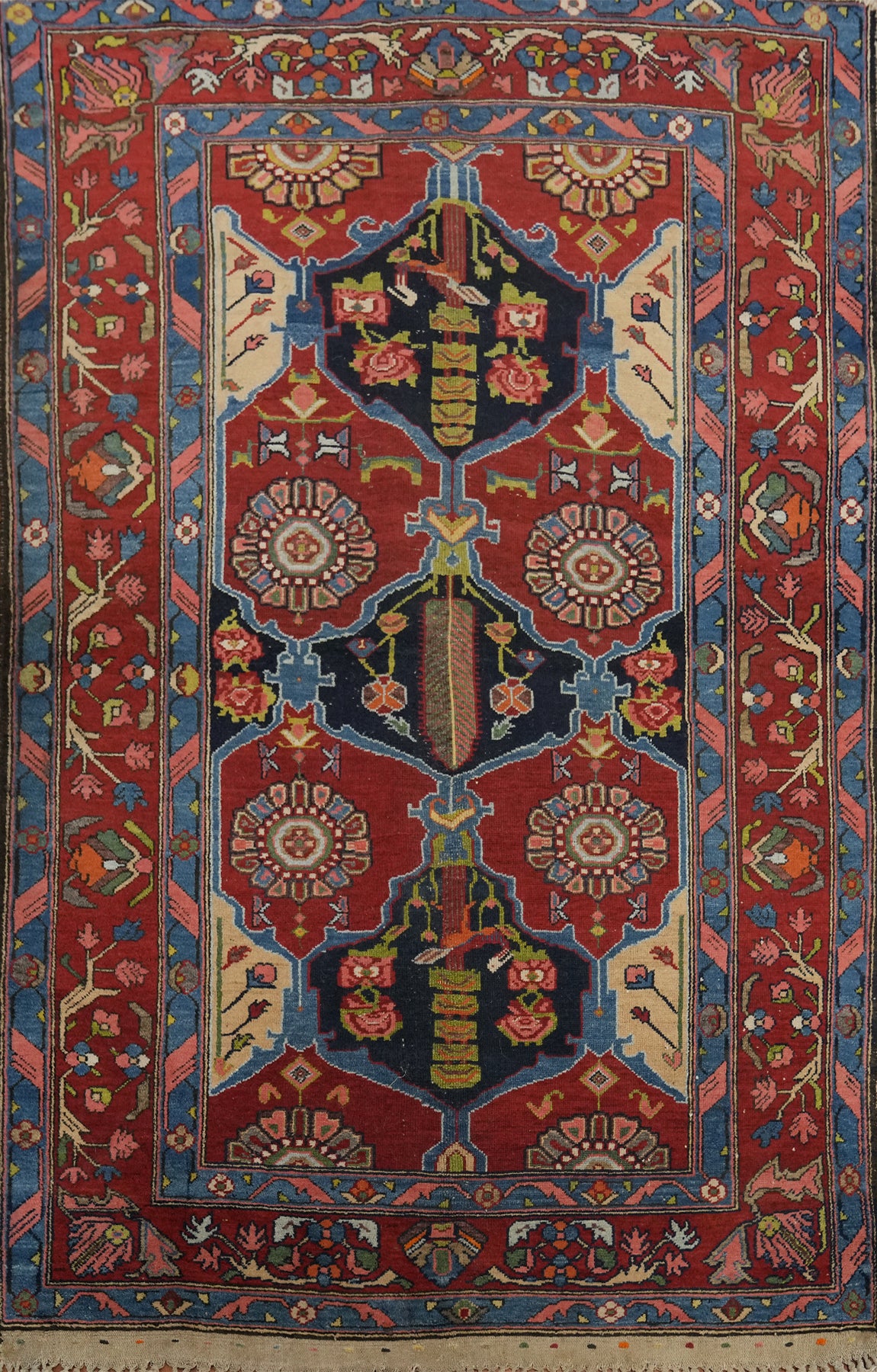 Vegetable Dye Antique Bakhtiari Persian Rug 5x7