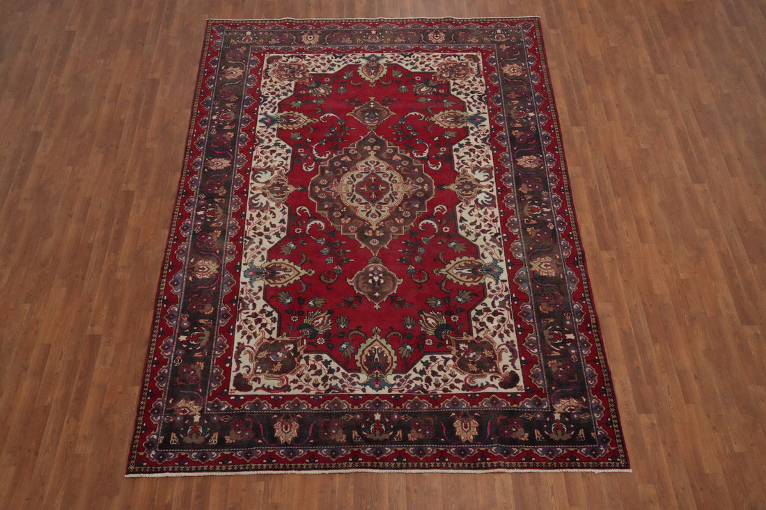 Vintage Red Wool Heriz Persian Area Rug 8x11