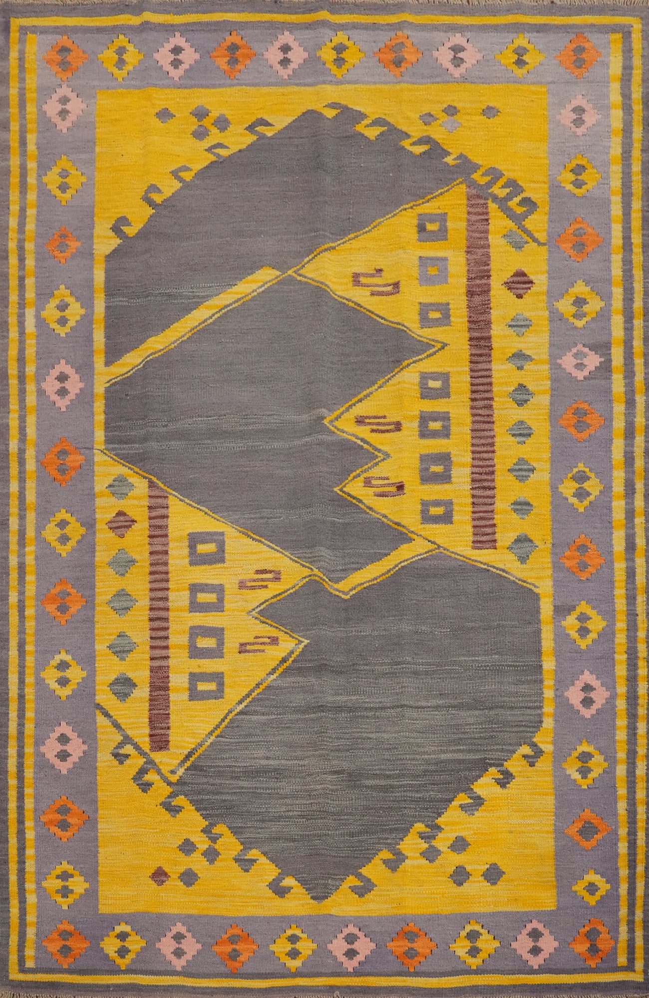 Brightly Colored Kilim Rug 5x7 for a Statement Living Room