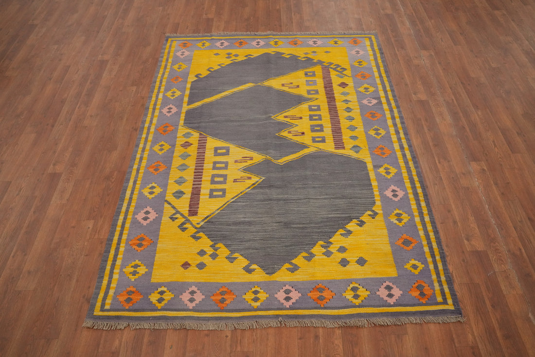 Brightly Colored Kilim Rug 5x7 for a Statement Living Room