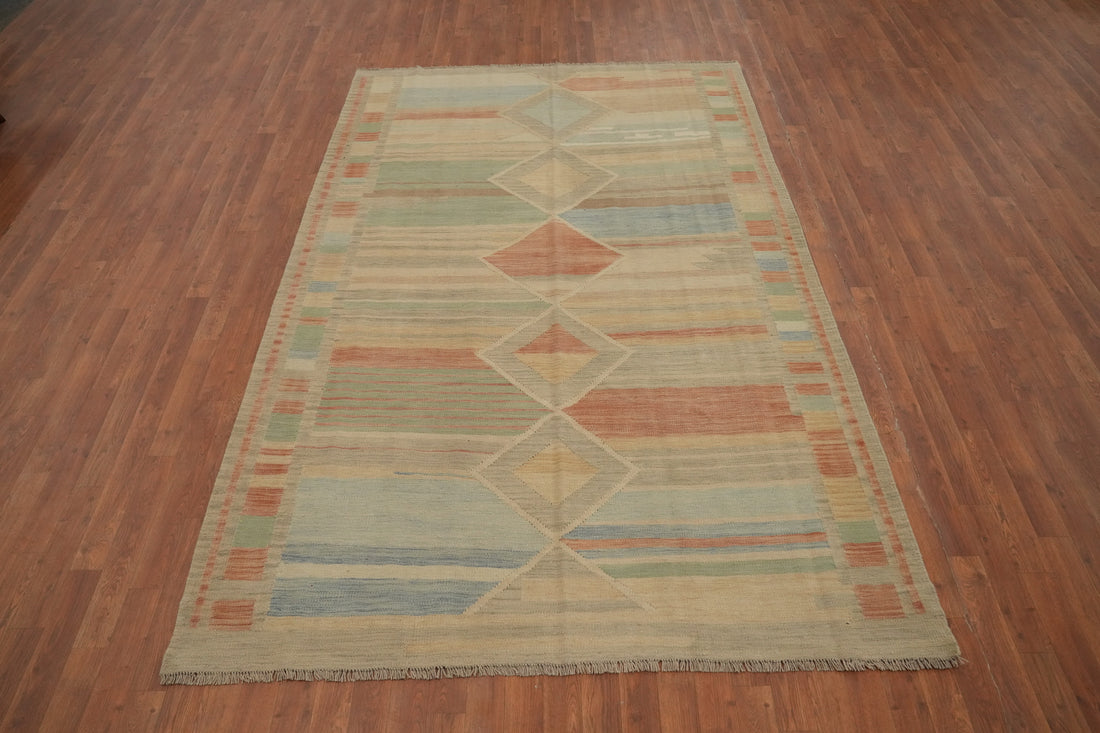 Muted Pastel Geometric Kilim Rug 6x9 for Elegant Interiors