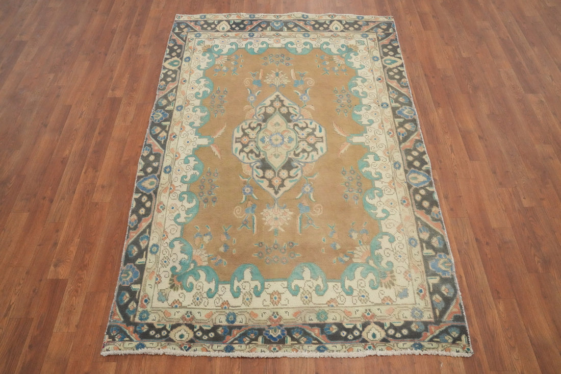 Traditional Wool Tabriz Persian Rug 4x7