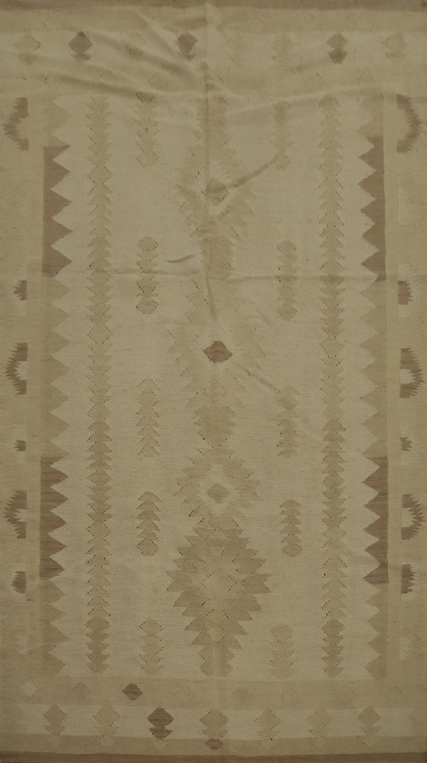 Geometric Wool Kilim Vegetable Dye Area Rug 5x8