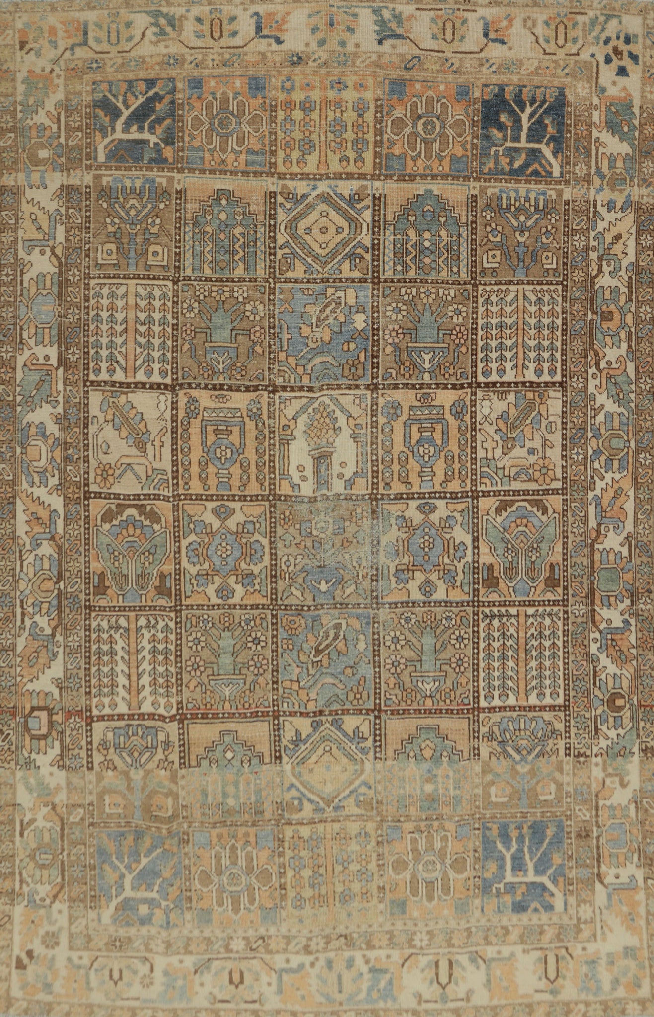 Antique Vegetable Dye Bakhtiari Persian Area Rug 7x9