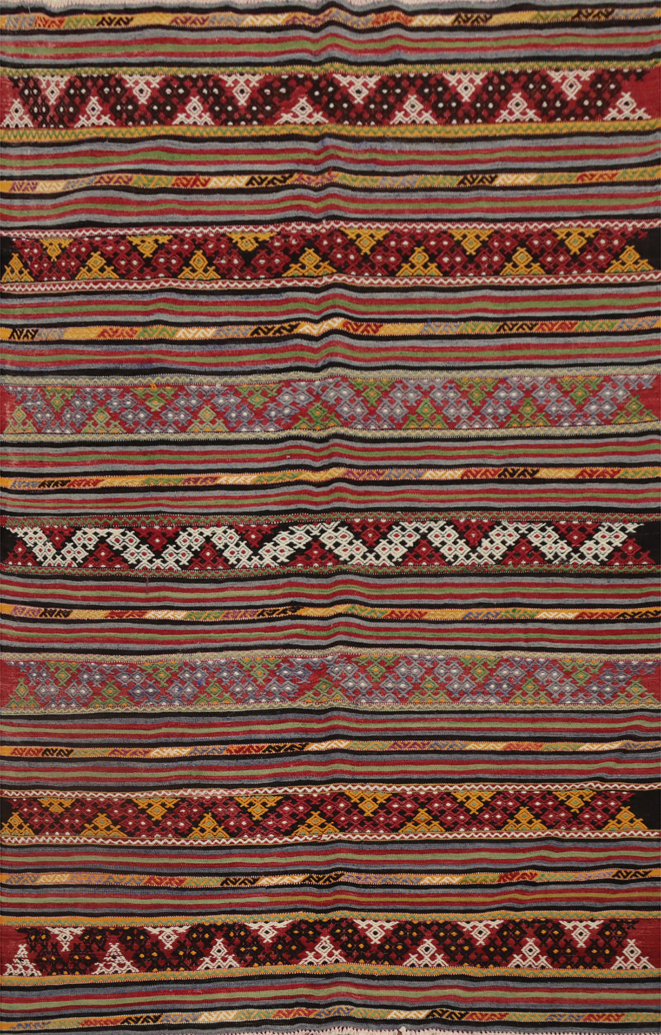 Handwoven Kilim Rug 5x7 with Geometric Patterns in Earthy Tones