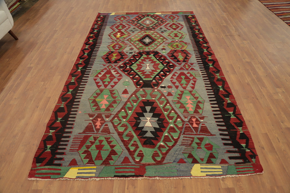 Vibrant Kilim Area Rug 6x10 with Intricate Geometric Patterns