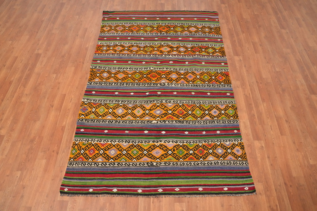Colorful Kilim Rug 5x7 to Enliven Any Living Space with Elegance