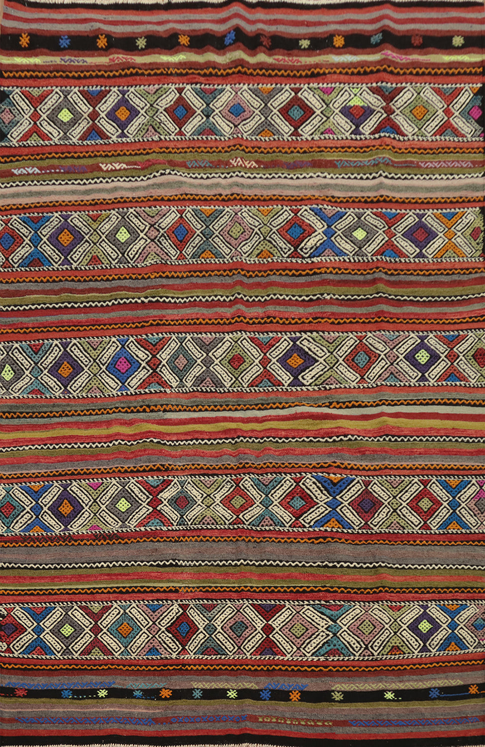 Geometric Handwoven Kilim Rug 5x7 with Rich Earthy Tones