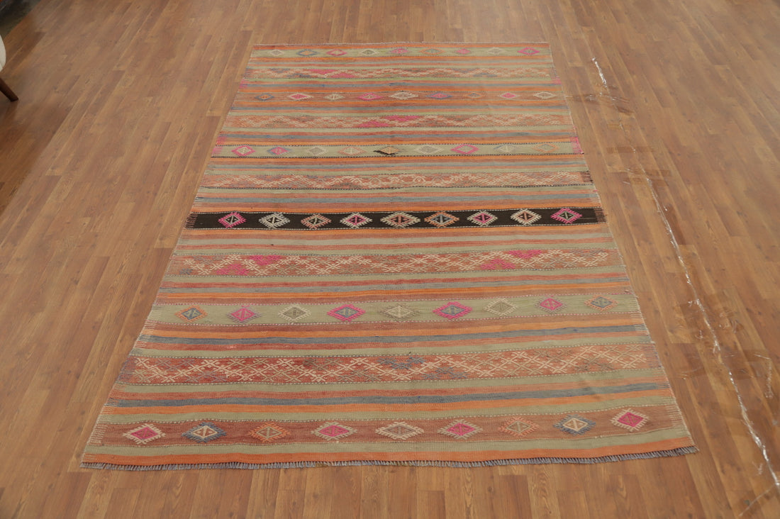 Vibrant Geometric Kilim Area Rug 6x9 for a Bold Statement