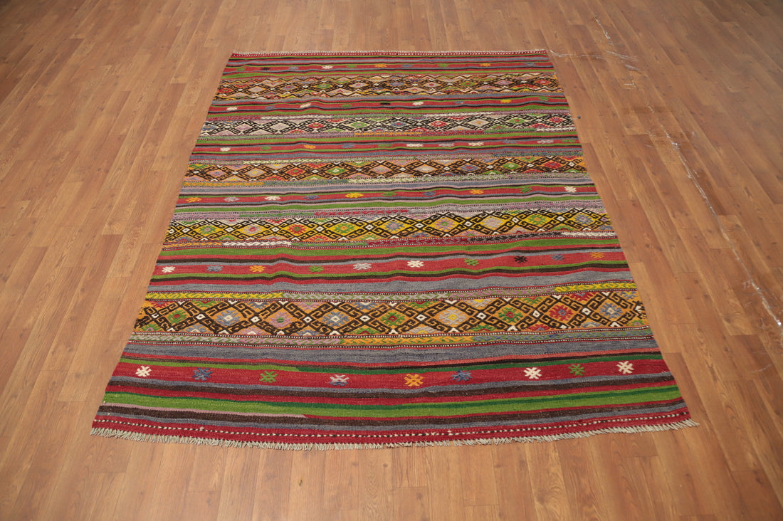 Bohemian Style Kilim Rug 5x7 for Artistic and Cozy Living Spaces