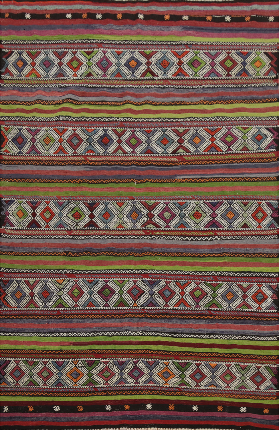 Rustic Charm Kilim Area Rug 6x9 with Geometric Designs