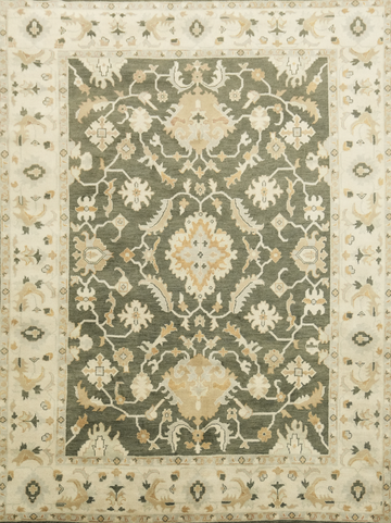 Traditional Ivory and Green Hand-Knotted Floral Pattern Rug 9x12 ft