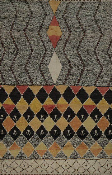 Luxurious Moroccan Area Rug 8x10 with Unique Geometric Patterns