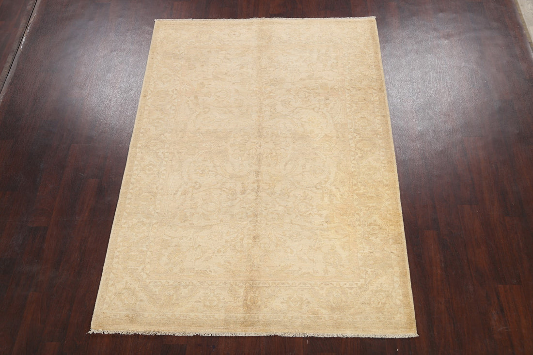 All-Over Floral Peshawar Oriental Area Rug 6x8