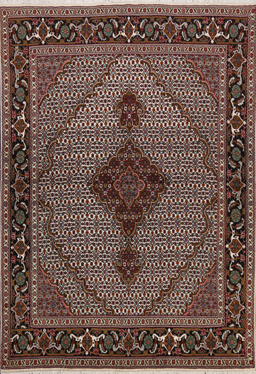 Vegetable Dye Wool/ Silk Tabriz Mahi Persian Area Rug 5x7