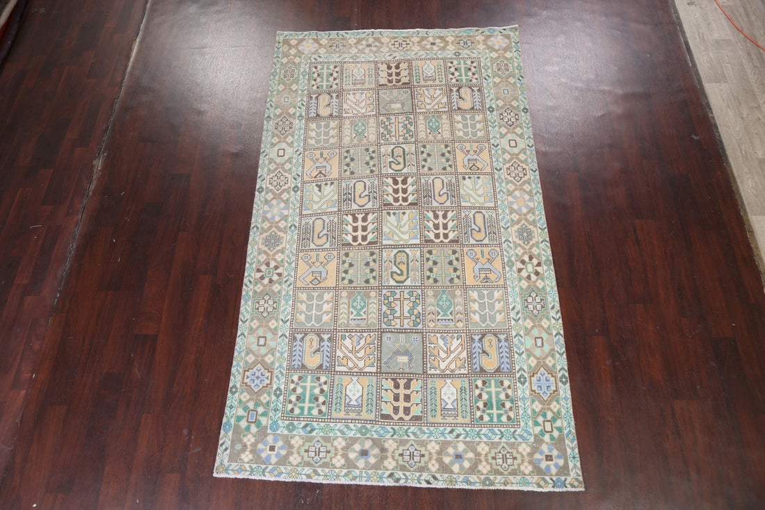 Garden Design Bakhtiari Persian Area Rug 5x9