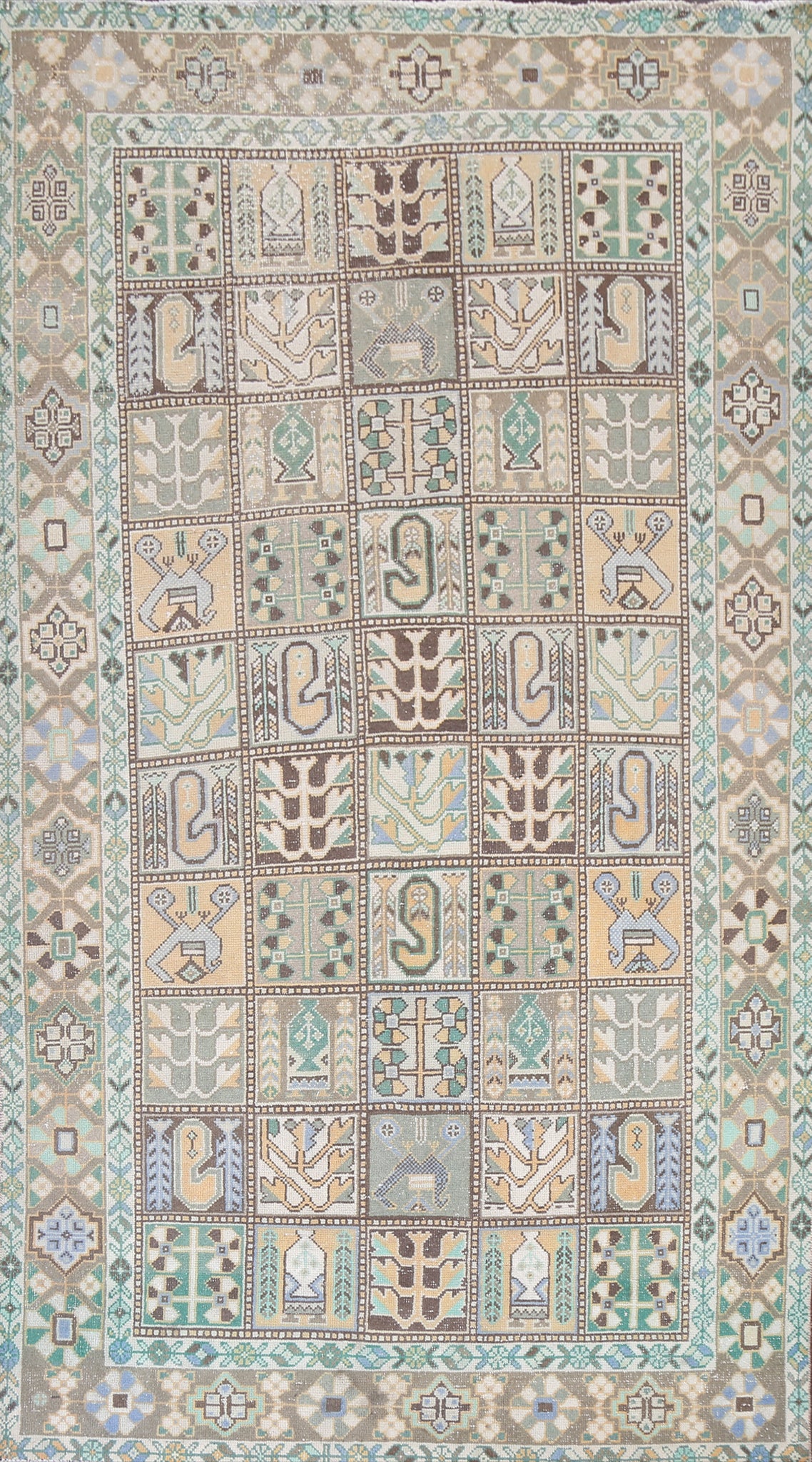 Garden Design Bakhtiari Persian Area Rug 5x9